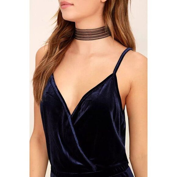 Jack By BB Dakota Women’s Navy Blue Velvet Jumpsuit - Size Medium - Picture 3 of 10